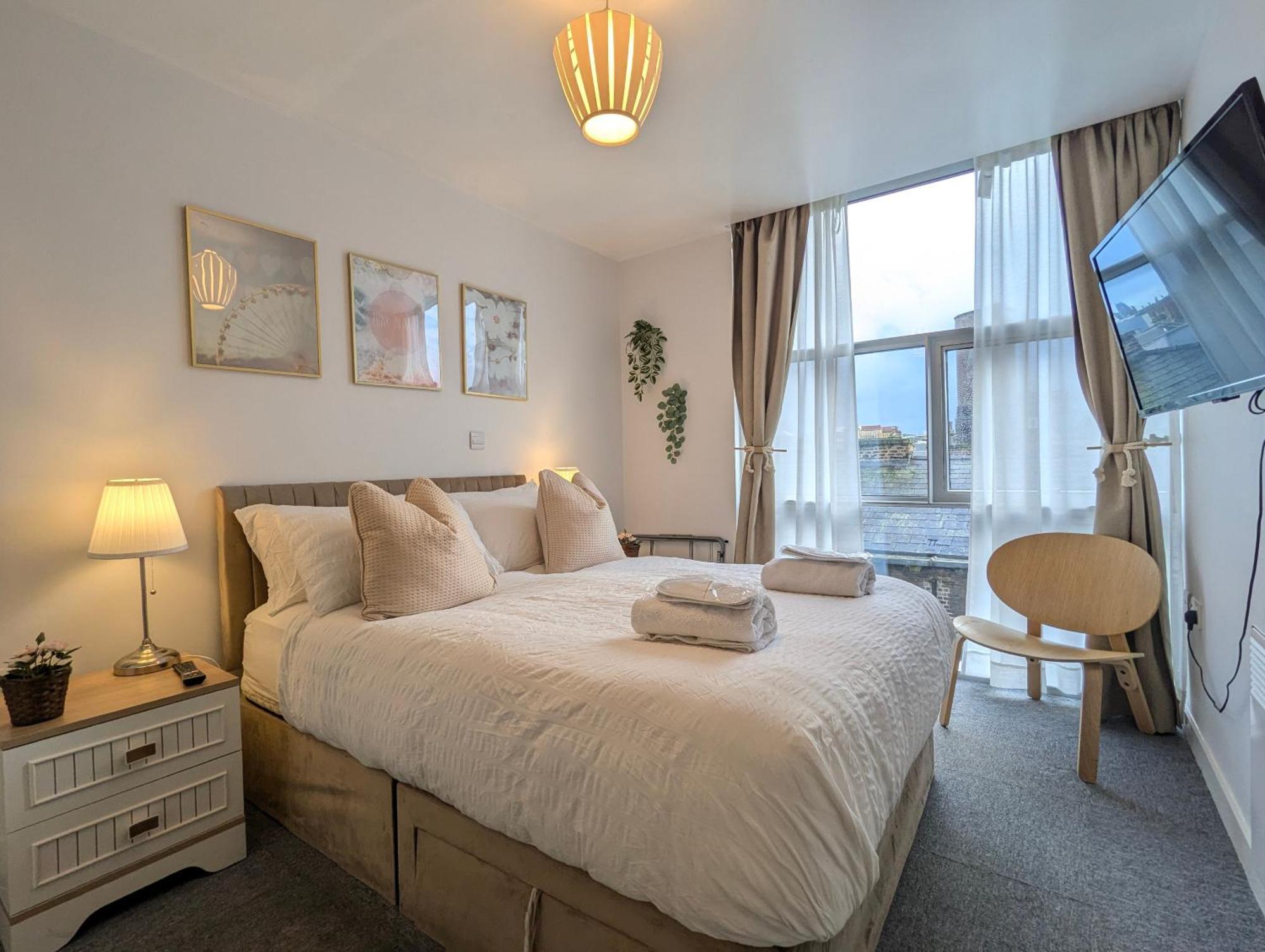 City Centre Morden 1-Bedroom Apt Near Dock 利物浦 外观 照片